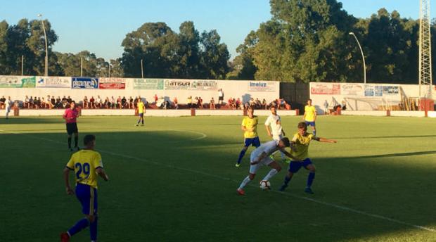 Segundo partido, segunda goleada amarilla en Los Barrios-Cádiz CF