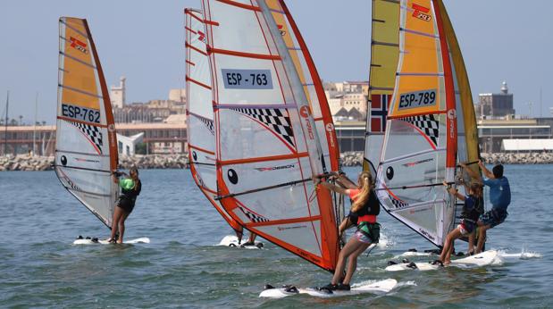 Colomer y Padilla, primeros campeones de la Semana Náutica de Melilla