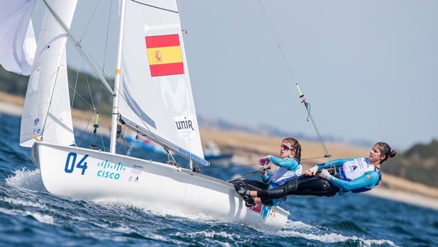 Jordi Xammar y Nicolás Rodríguez en tercera posición de la clase 470 en Aarhus