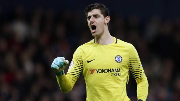 El agente de Courtois: «El Chelsea tiene una oferta para aceptar»