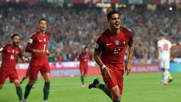 André Silva, séptimo refuerzo del Sevilla, llega mañana para firmar
