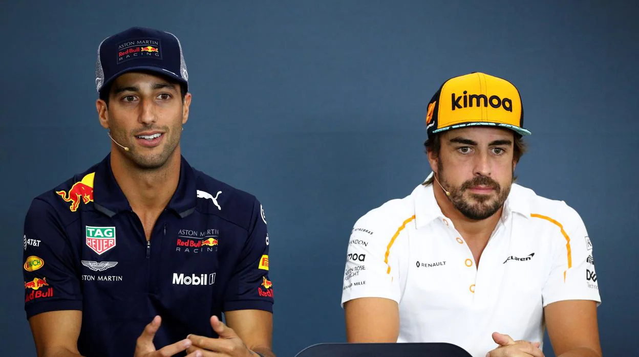 Ricciardo junto con Alonso en la rueda de prensa del Gran Premio de Bélgica
