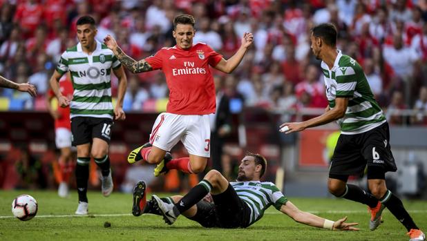 El Benfica y el Sporting empatan el primer derbi de la temporada