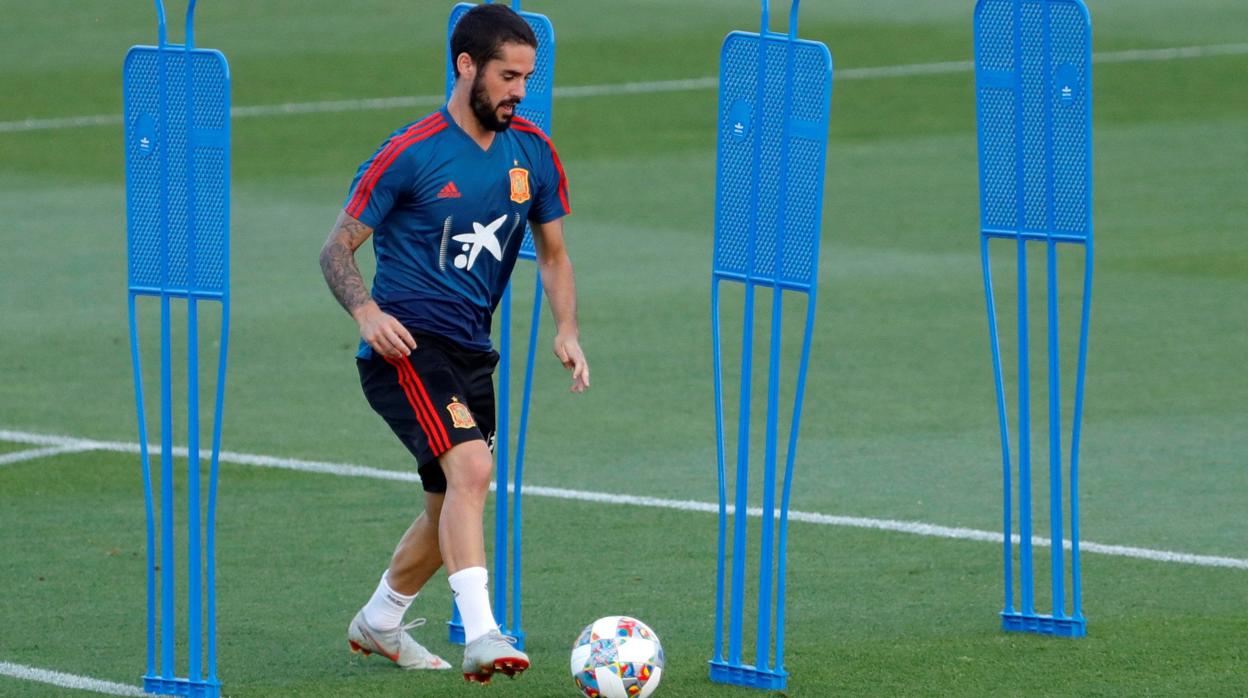 Isco durante un entrenamiento