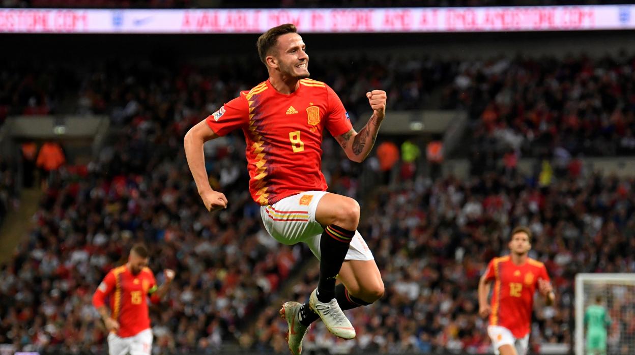 Saúl celebra su gol ante Inglaterra