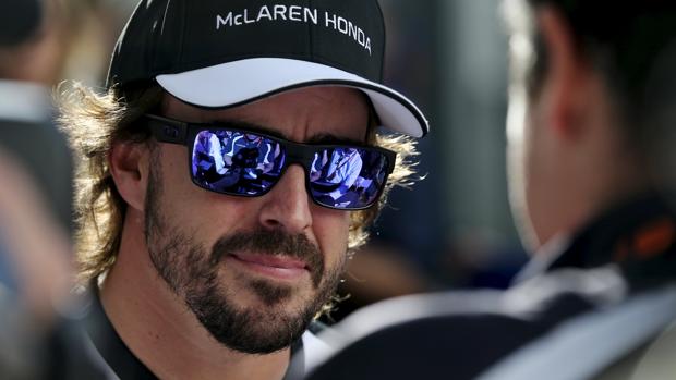 Fernando Alonso espera tener decidido su futuro dentro de un mes