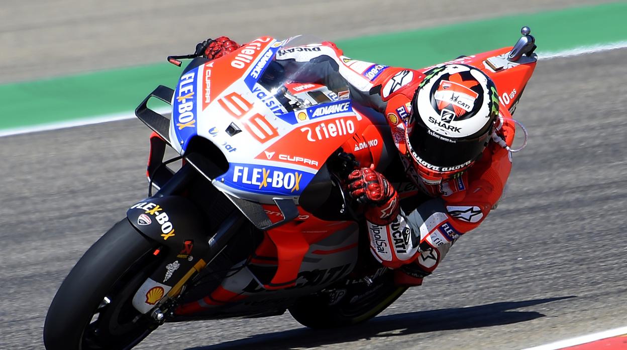 Jorge Lorenzo durante la clasificación en Aragón