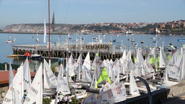 La falta de viento condiciona el arranque del XXVIII Trofeo José Luis de Ugarte