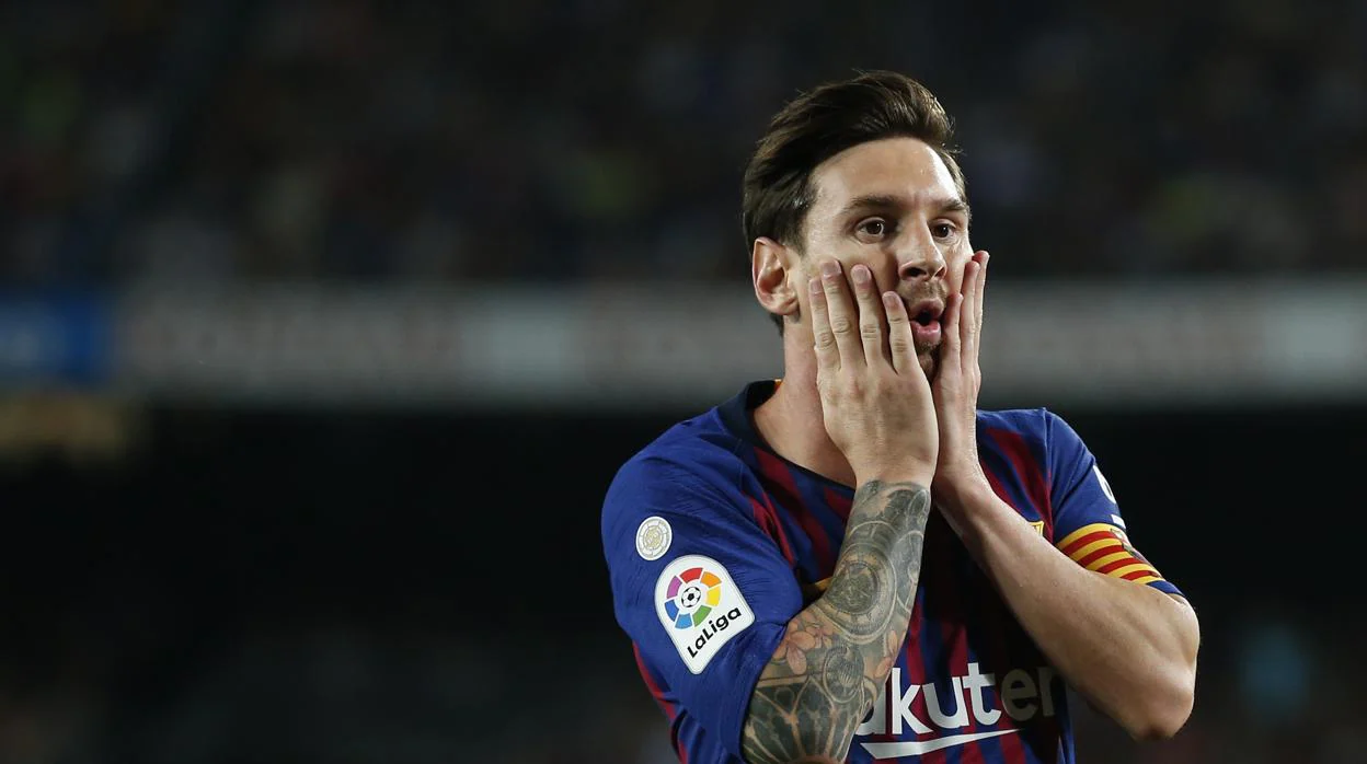 Leo Messi se lamenta durante una jugada del Barcelona ante el Gerona