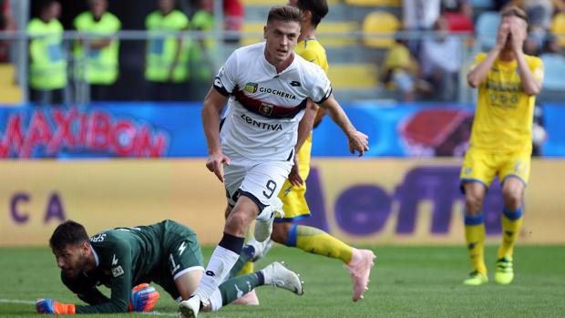 Krzysztof Piatek, el joven goleador al que vigila media Europa