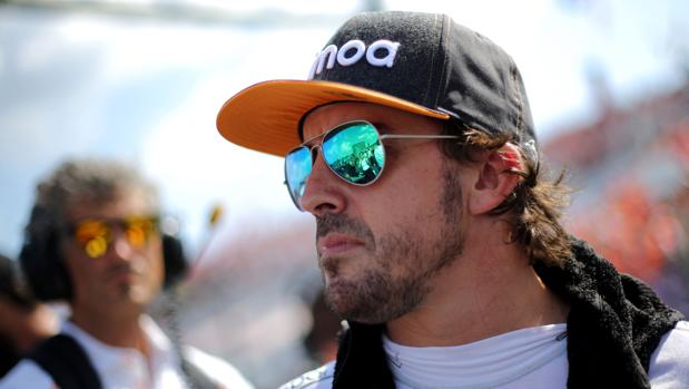 La doble vida de Fernando Alonso