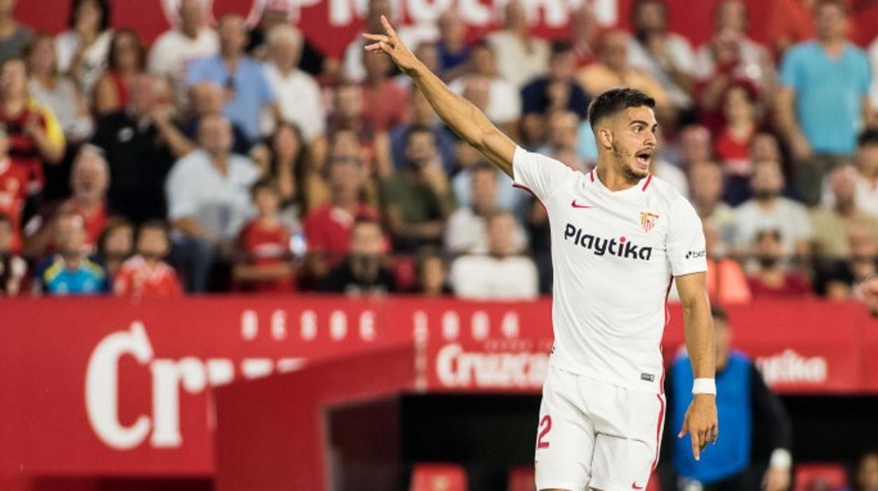 El Sevilla cumple el trámite con goleada ante el débil Akhisar
