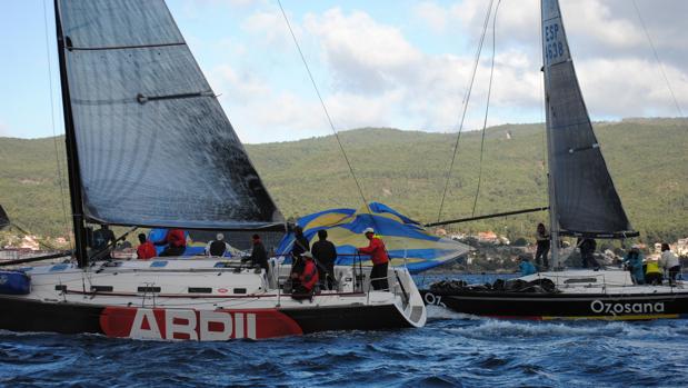 «Aceites Abril», «Sebrala 2» y «Chispa Nejra» se apuntan la primera jornada de la Guardiamarina