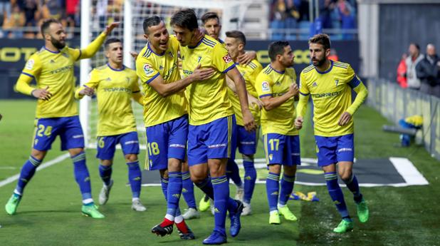 El Cadiz sorprende al Espanyol