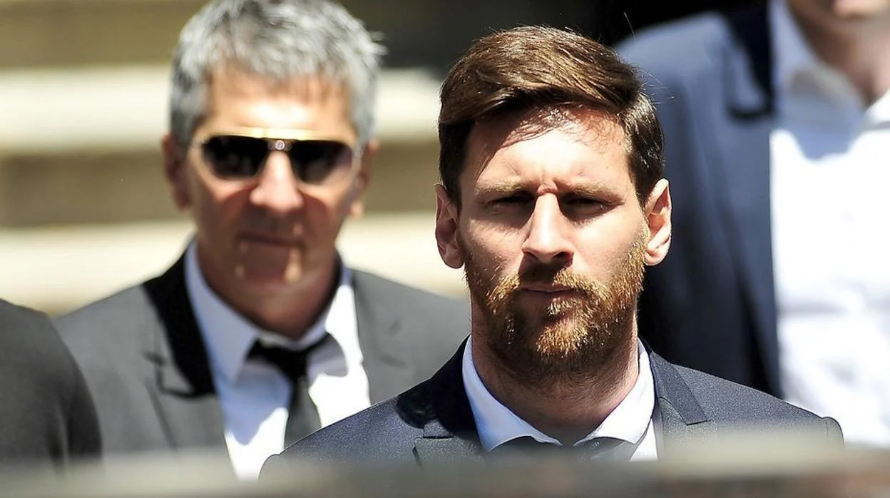 Messi y su padre, imputados por blanqueo de dinero a través de su Fundación
