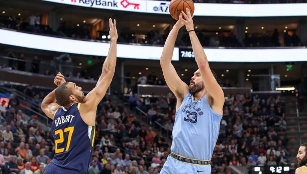 Marc Gasol hace líderes a los Grizzlies