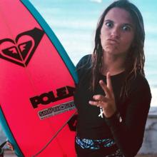 Apuñalan a la surfista portuguesa Mariana Rocha tras intentar violarla