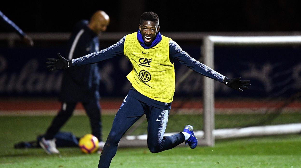 Ousmane Dembélé en un entrenamiento de la selección francesa