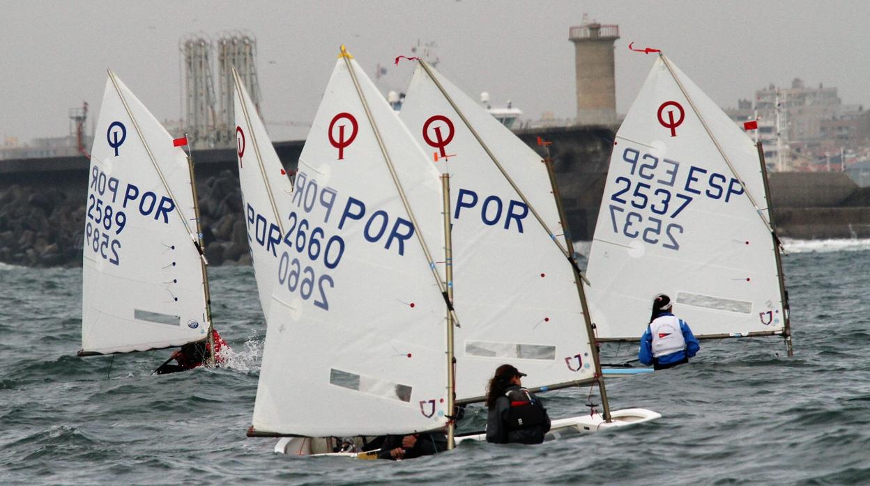 Mario Soares lidera el Meeting de Leixoes