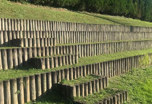 La grada del estadio de la SD Zamudio