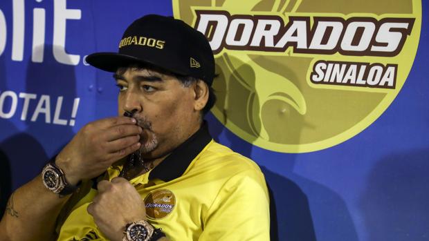 Maradona ataca sin piedad a la Conmebol por la decisión