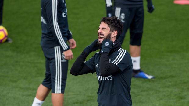 Isco se esfuerza para volver a la convocatoria