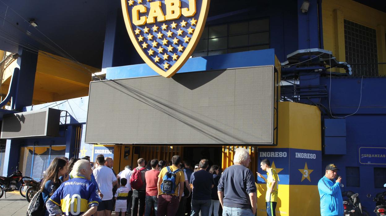 Venta de entradas en las taquillas del estadio de Boca Juniors