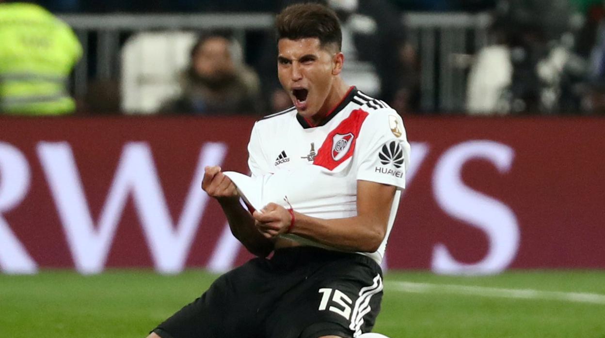 Exequiel Palacios celebra el triunfo de River Plate en la Copa Libertadores