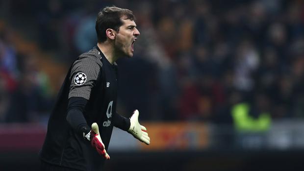 Futre vacila a Iker Casillas con su licenciatura en «portuñol»