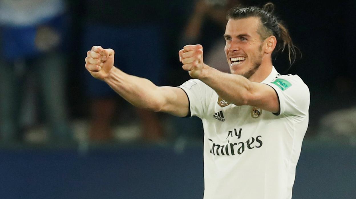 Bale celebra uno de sus goles ante el Kashima Antlers