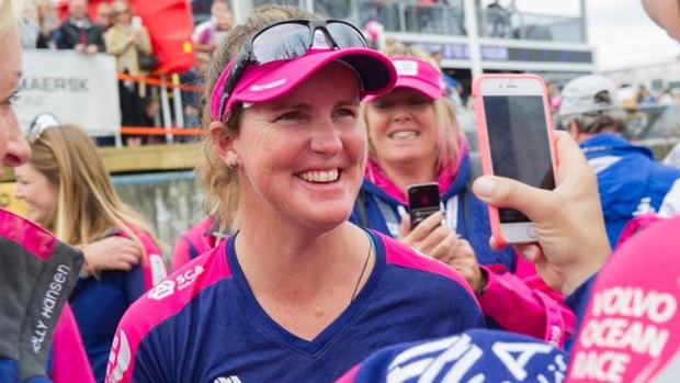 Stacey Jackson hace historia como primer patrón femenino que acaba la Sydney-Hobart