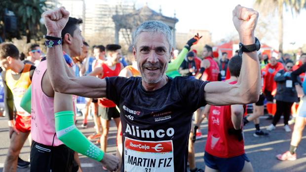 Martín Fiz bate el récord del mundo de 10 kilómetros para mayores de 55 años