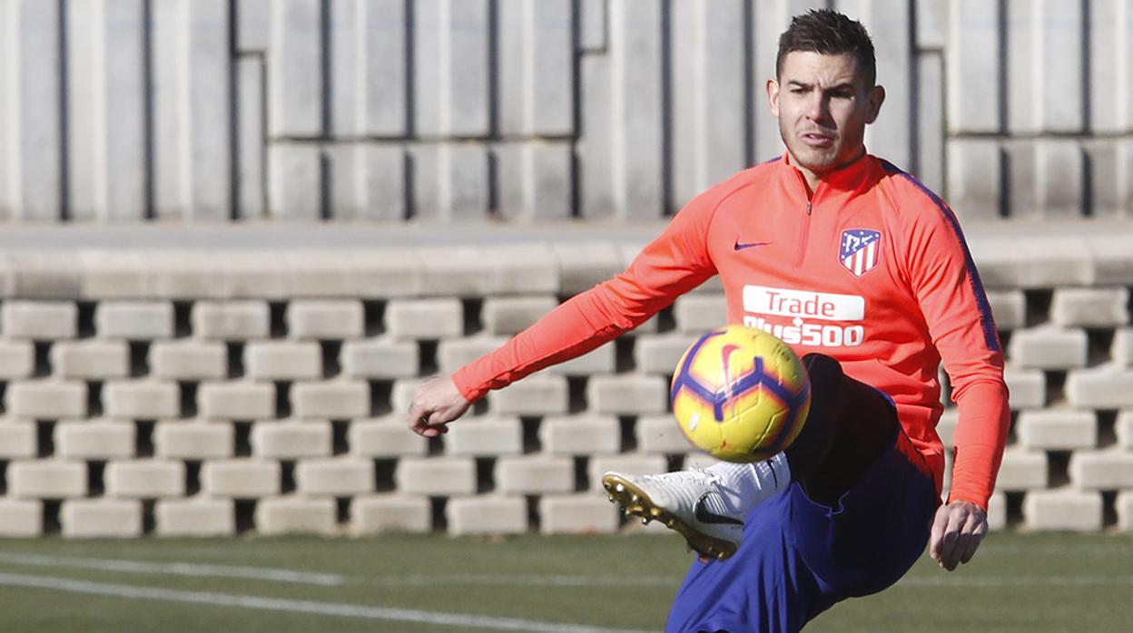 El Bayern renuncia a Lucas en el mercado invernal