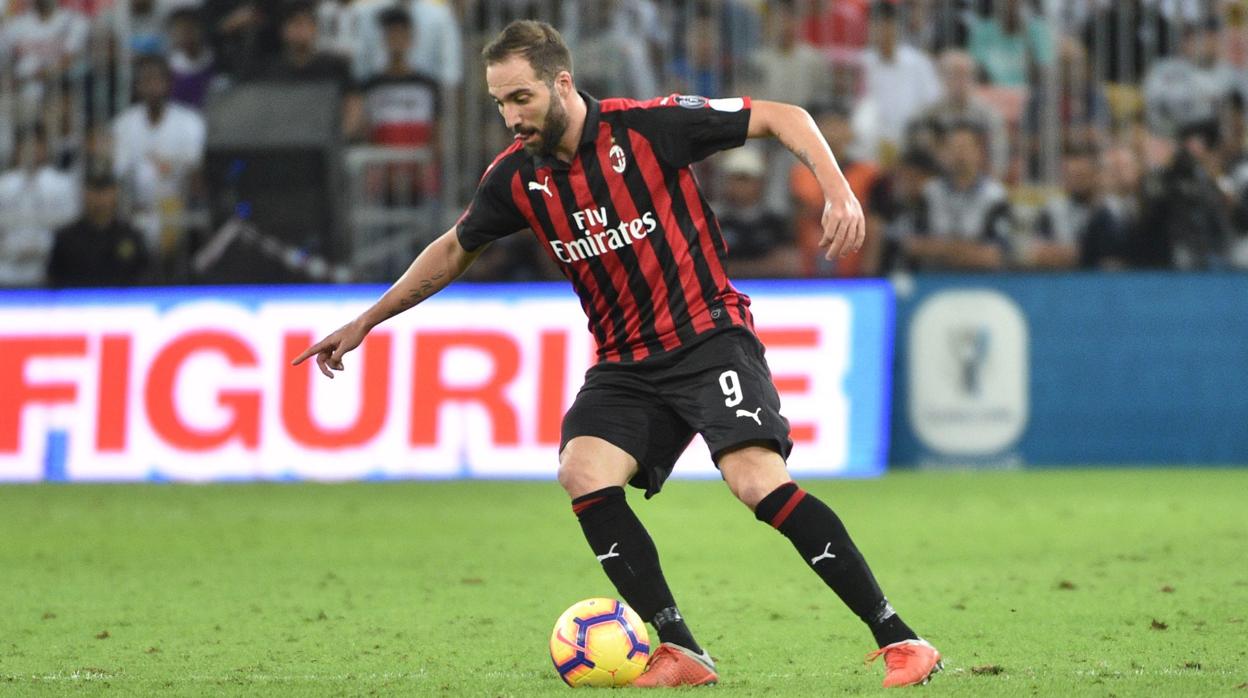 El Chelsea cierra la cesión de Higuaín, según Sky Italia