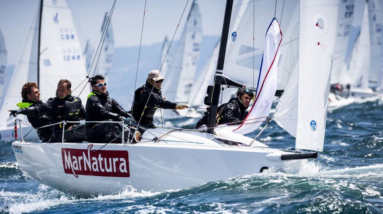 «Noticia V», con Torcida y Tabares se impuso en el primer acto de las Winter Series de Vigo