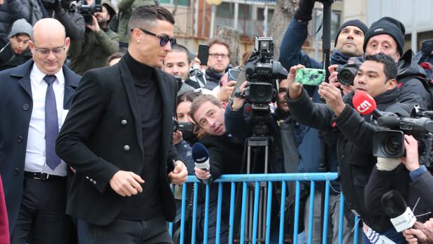 Cristiano Ronaldo, a su salida de la Audiencia Provincial