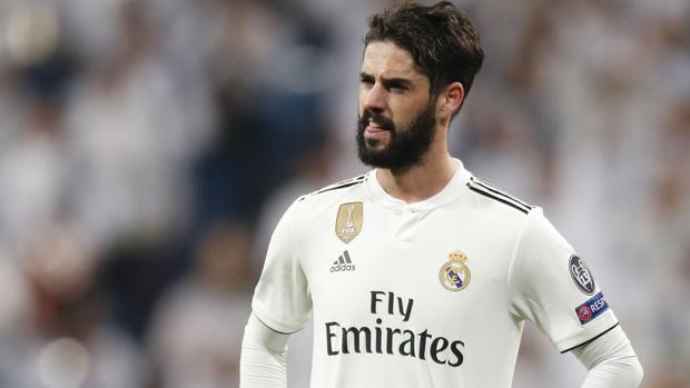 El dardo de Isco a Solari en Twitter