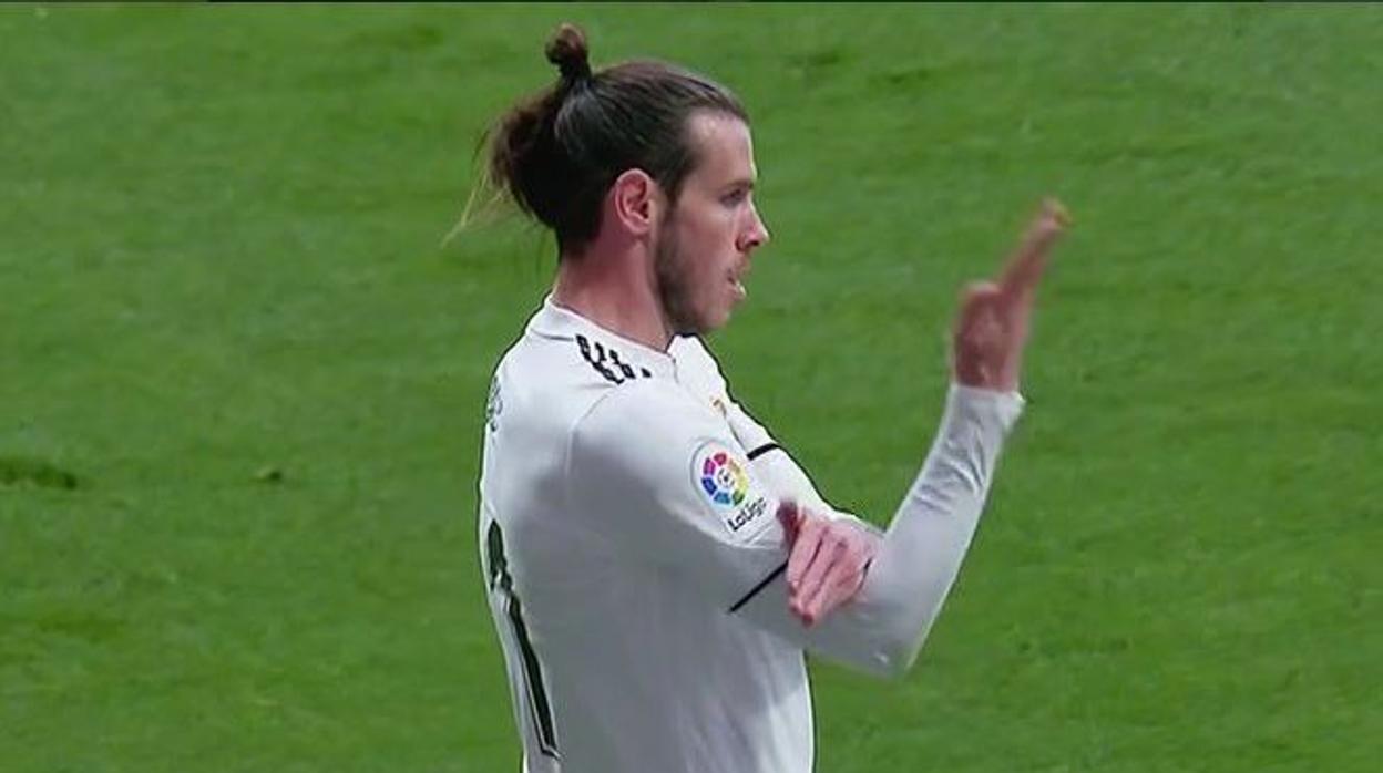 Corte de mangas de Gareth Bale en el 1-3