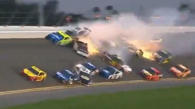 Así fue el «Big One» del Daytona 500: un impresionante accidente de 21 coches