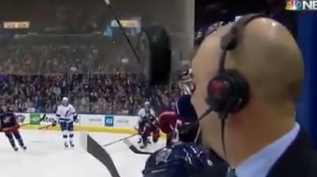 El milagro viral que pudo acabar en tragedia en el hockey hielo