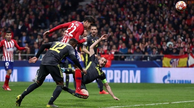 El VAR vuelve a desesperar a los rojiblancos