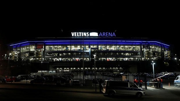 Arrestado un aficionado de Schalke por la pelea que dejó a un hincha del City en estado crítico