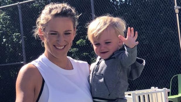 La doble lucha de mamá Azarenka