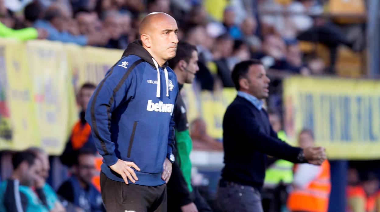 Abelardo, durante un partido del Alavés