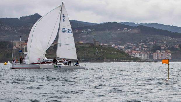 Un implacable De la Gándara se hace con el liderato de la Liga de Invierno J80 de Bayona