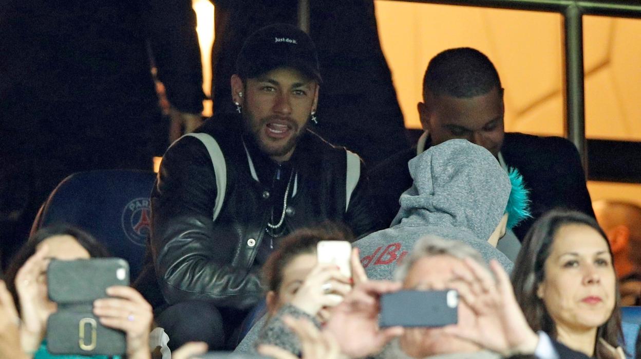 La UEFA expedienta a Neymar por sus declaraciones tras la eliminación del PSG