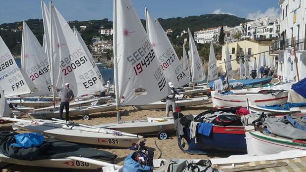 Más de 100 laseristas en la Euro Laser Masters de Calella de Palafrugell