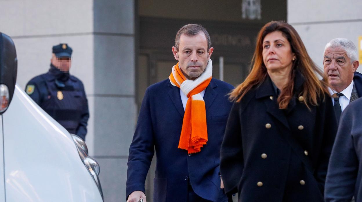 Sandro Rosell junto a su esposa Marta Pineda