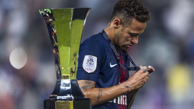 El Madrid le cierra la puerta a Neymar