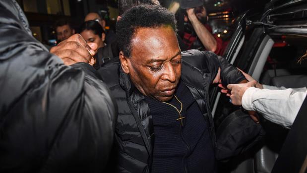 Pelé tendrá que ser intervenido en Brasil